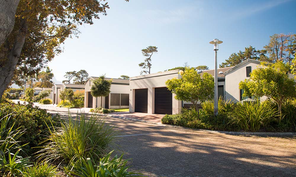 Double garages at Evergreen Bergvliet